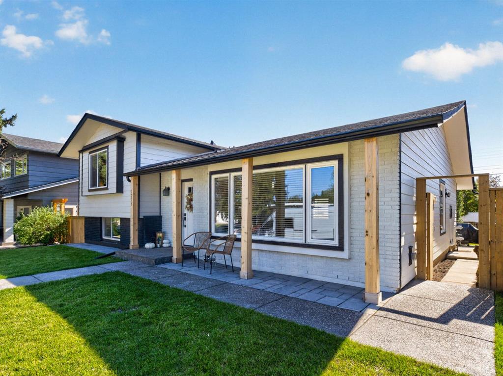 Picture for 1215 Lake Twintree Drive SE