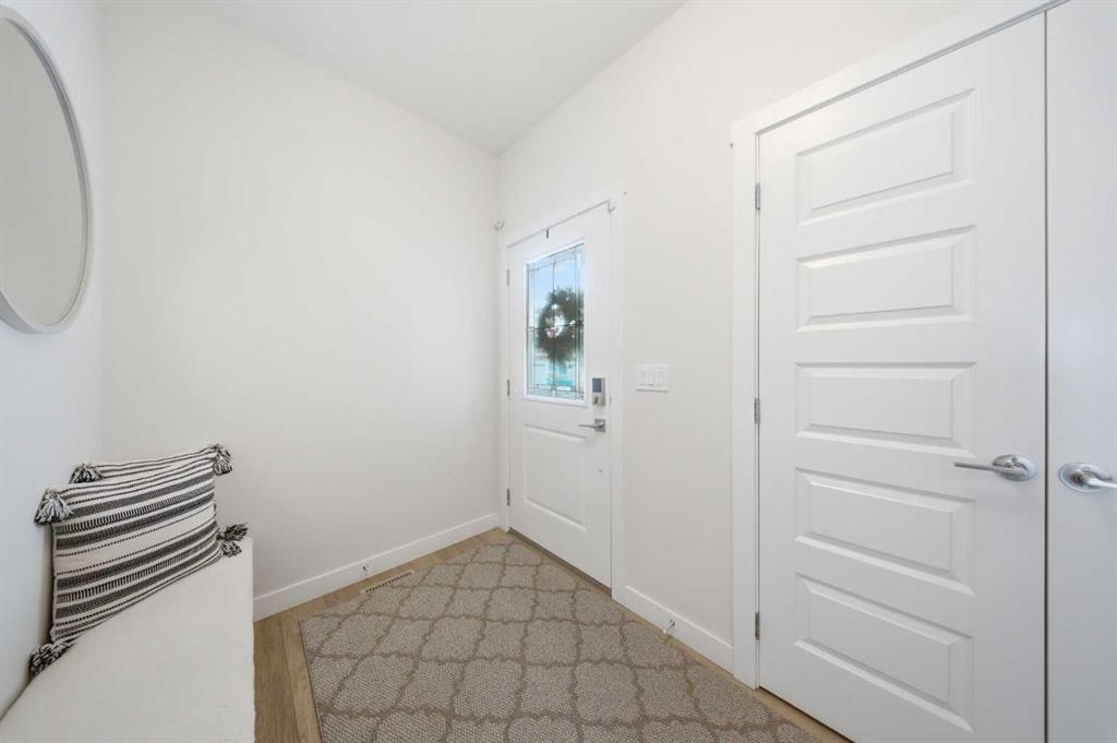 Picture for 1448 Bayview Point SW