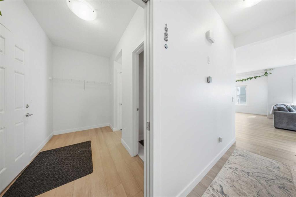 Picture for 1448 Bayview Point SW
