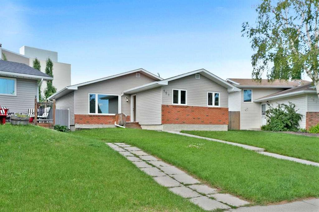 Picture for 151 Midlawn Close SE