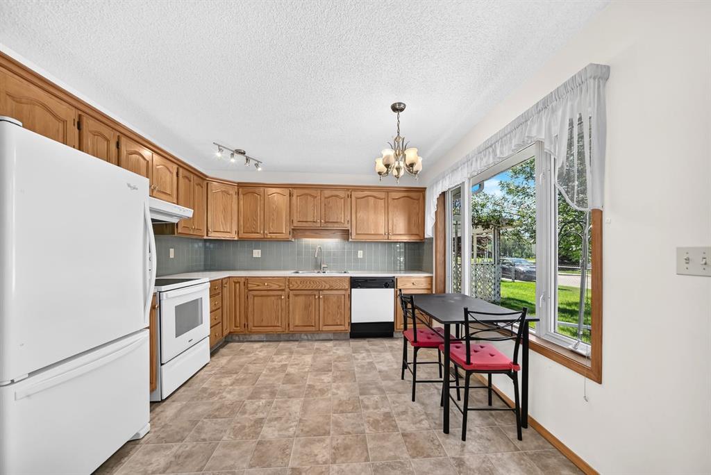 Picture for 3 Parklane Place 