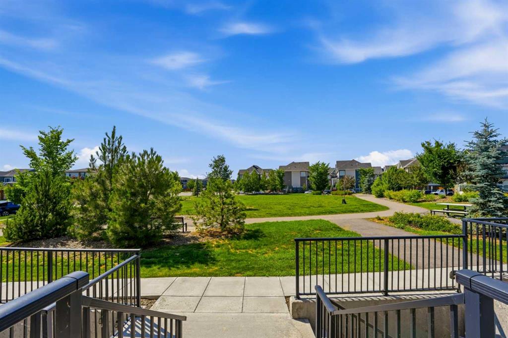 Picture for 412 Cranbrook Square SE