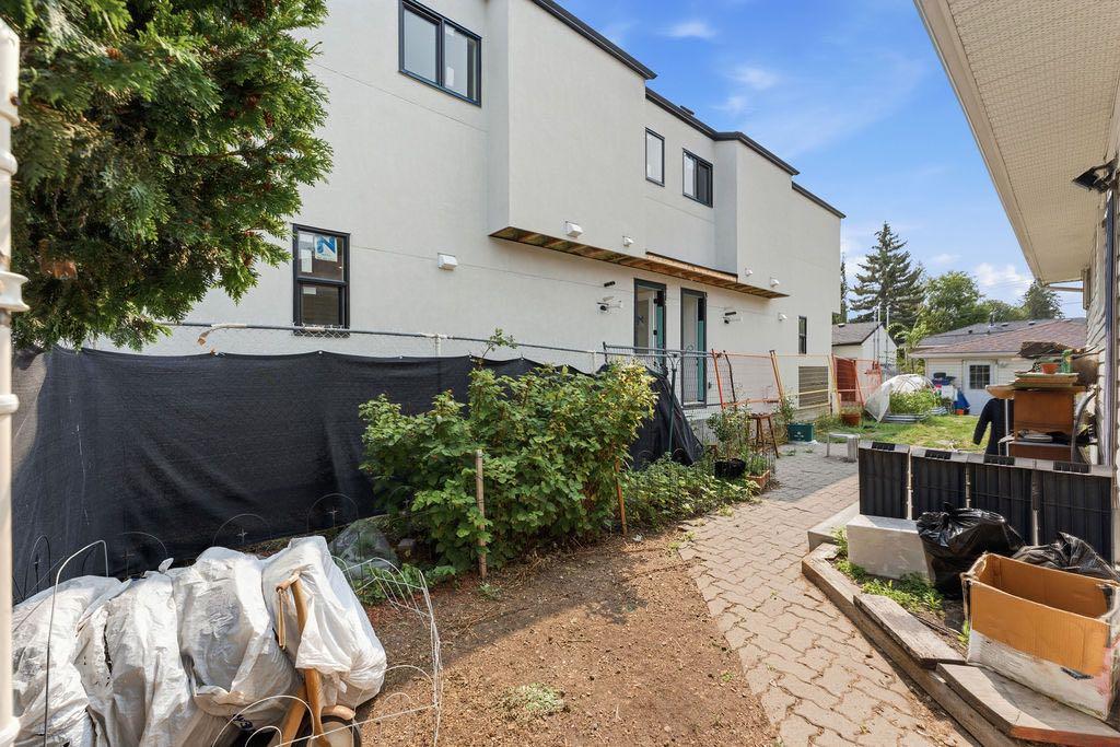Picture for 5604 21 Street SW
