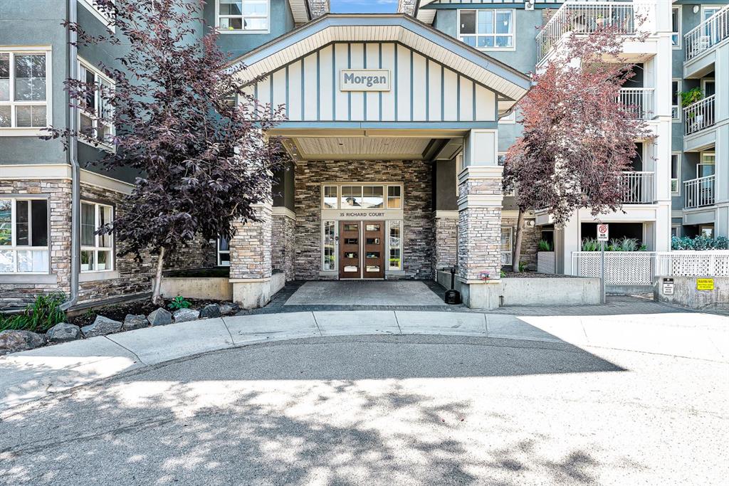 Picture for 132, 35 Richard Court SW