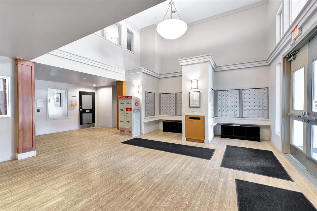 Picture for 132, 35 Richard Court SW