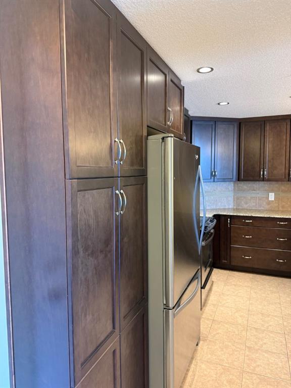 Picture for 701, 16 Varsity Estates Circle NW