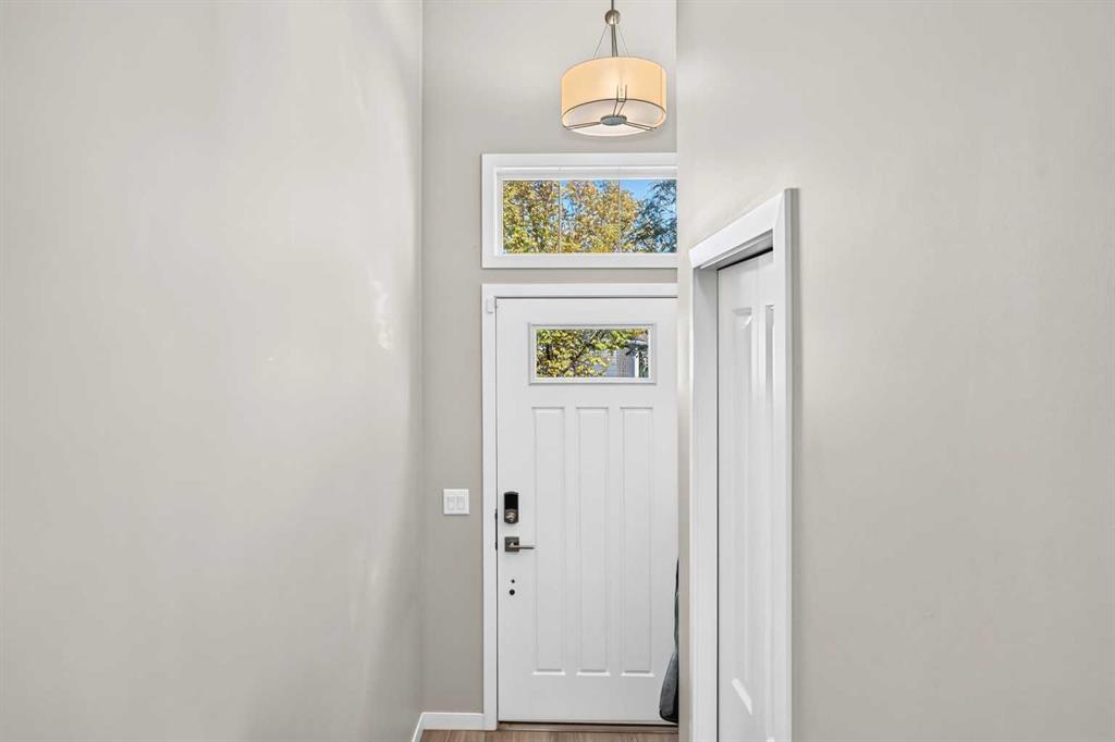 Picture for 638 Copperpond Boulevard SE