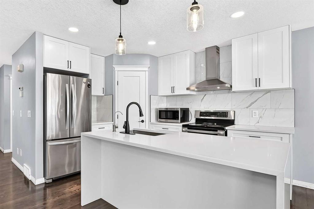 Picture for 12871 Coventry Hills Way NE