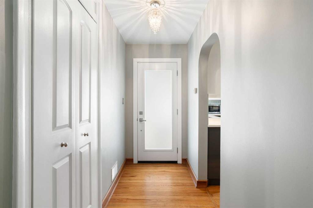 Picture for 1 Kelwood Place SW