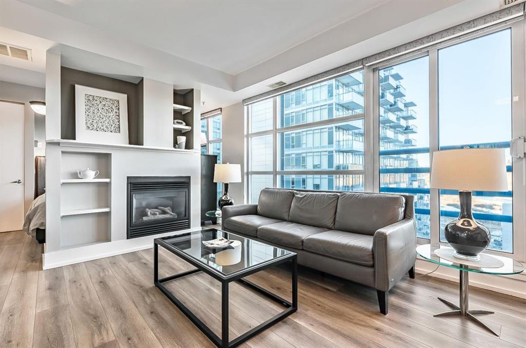 Picture for 902, 205 Riverfront Avenue SW