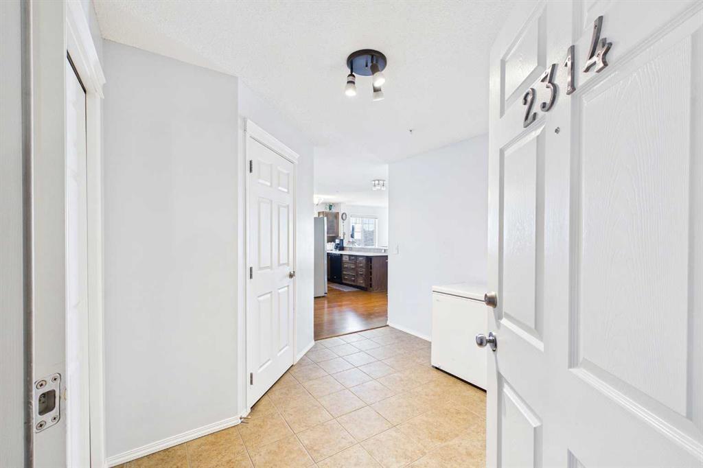 Picture for 2314, 43 Country Village Lane NE