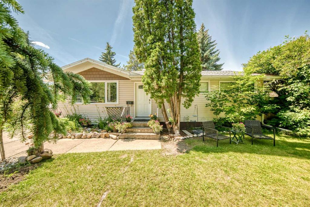 Picture for 23 Spruce Crescent 