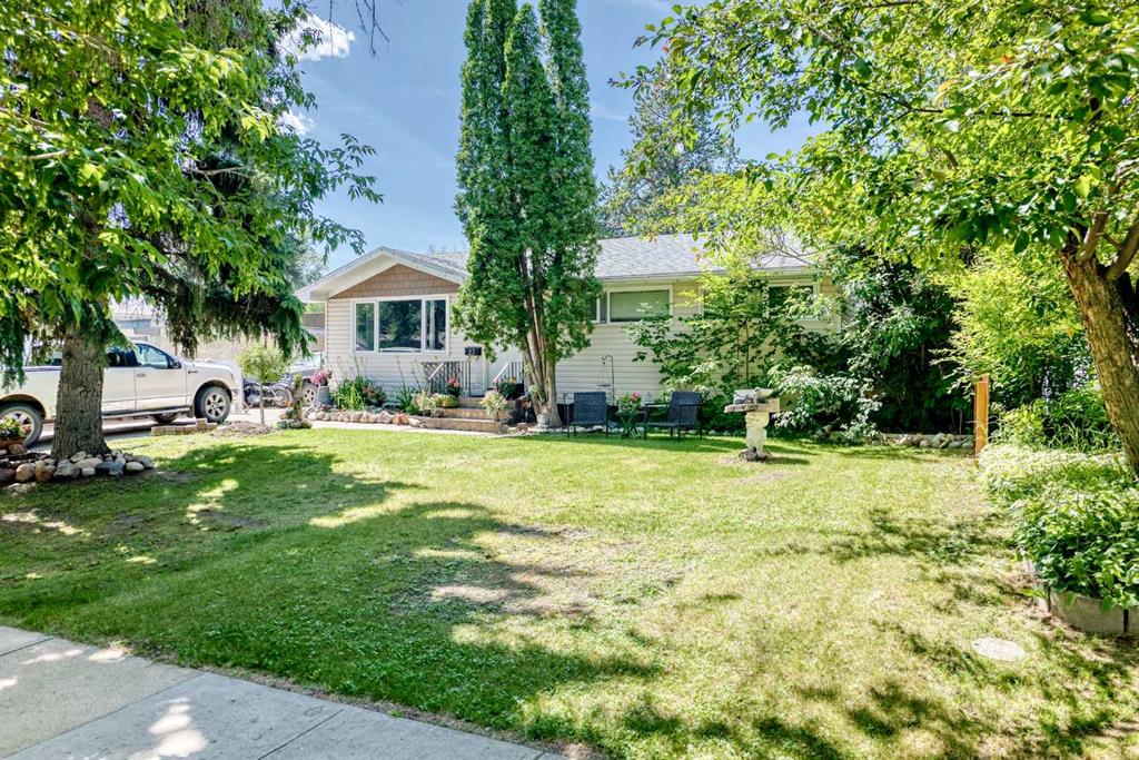 Picture for 23 Spruce Crescent 