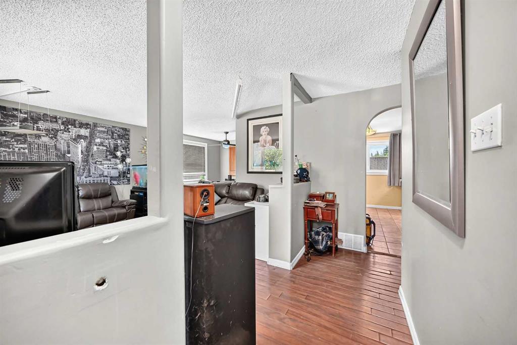 Picture for 23 Spruce Crescent 