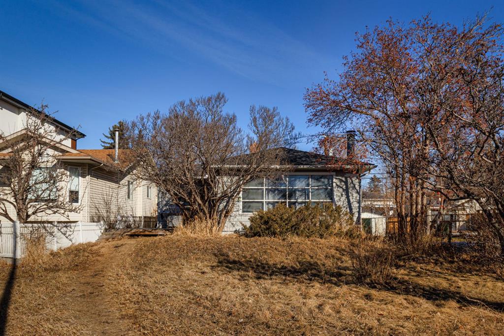 Picture for 2824 Parkdale Boulevard NW