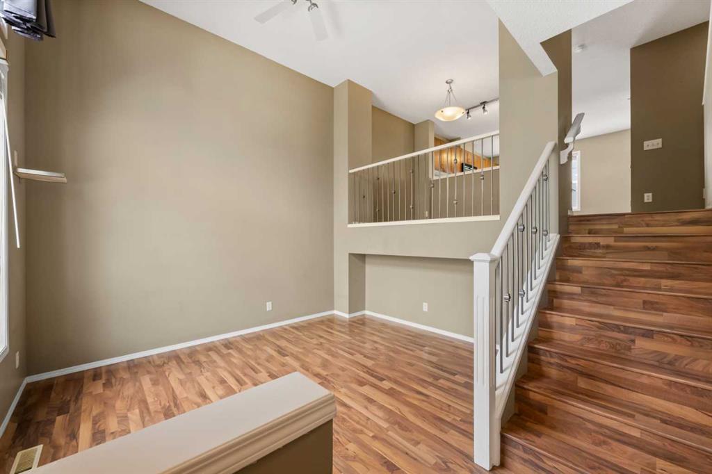 Picture for 241 Elgin Gardens SE