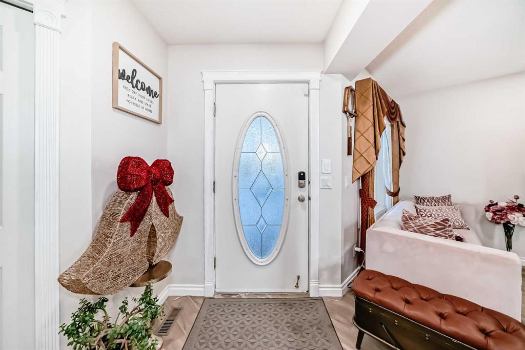 Picture for 33 Citadel Estates Terrace NW