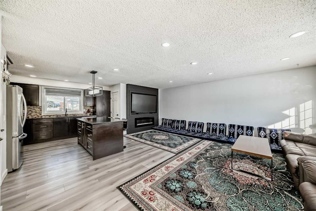 Picture for 584 Whiteridge Way NE