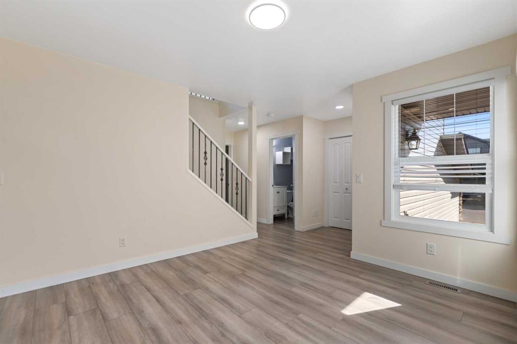Picture for 71 Kinlea Link NW