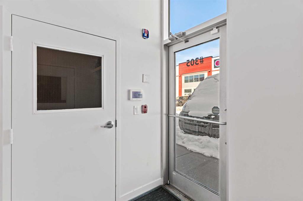 Picture for 305, 10960 42 Street NE