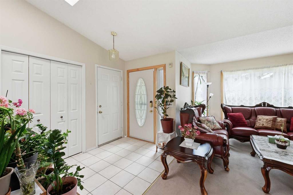 Picture for 75 Arbour Ridge Way NW