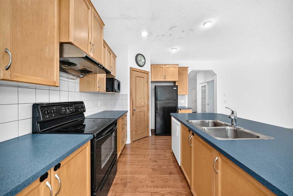 Picture for 80 Cranridge Crescent SE