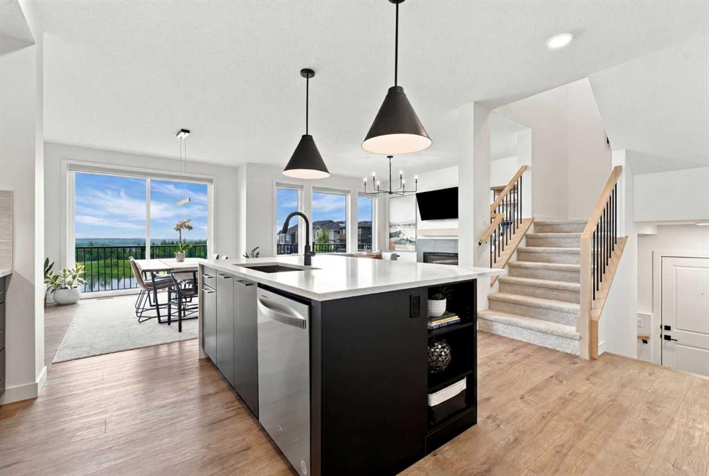 Picture for 826 Alpine Drive SW