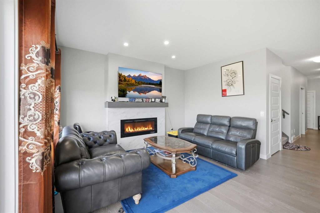 Picture for 107 Savanna Way NE