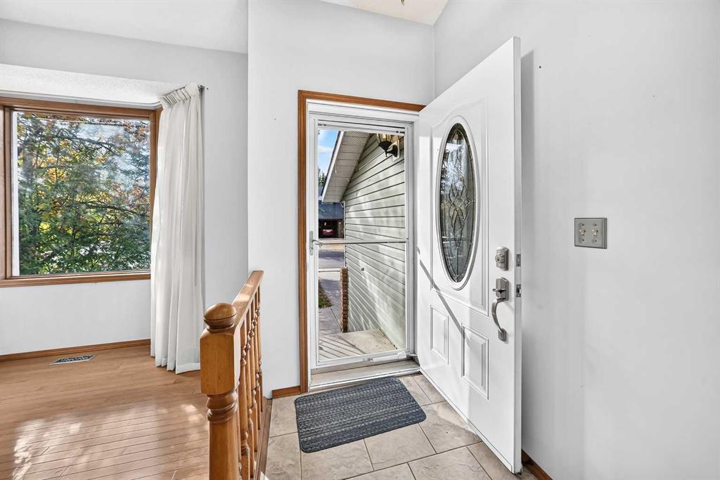 Picture for 64 Edforth Crescent NW