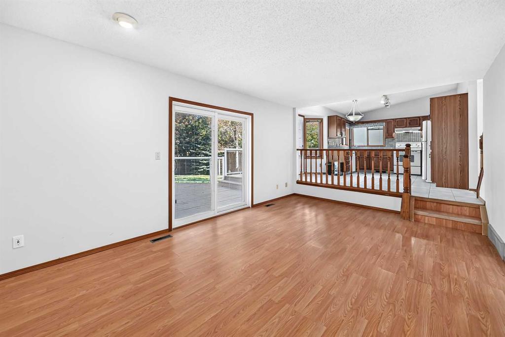 Picture for 64 Edforth Crescent NW