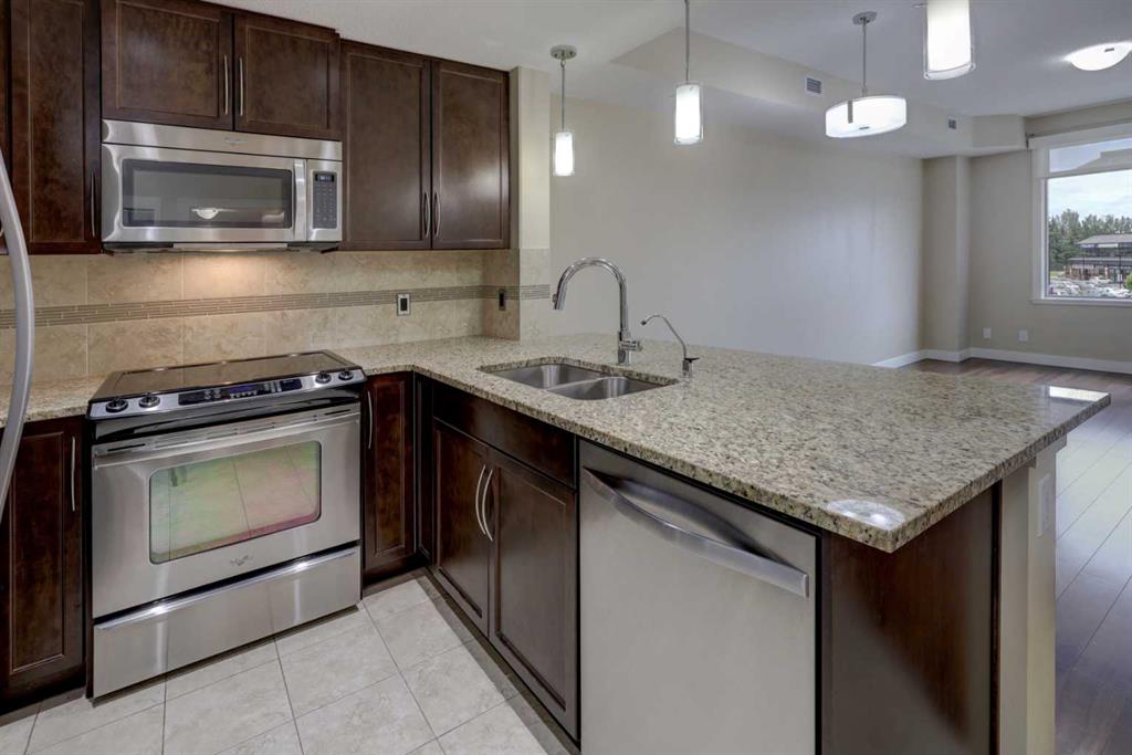 Picture for 206, 16 Varsity Estates Circle NW