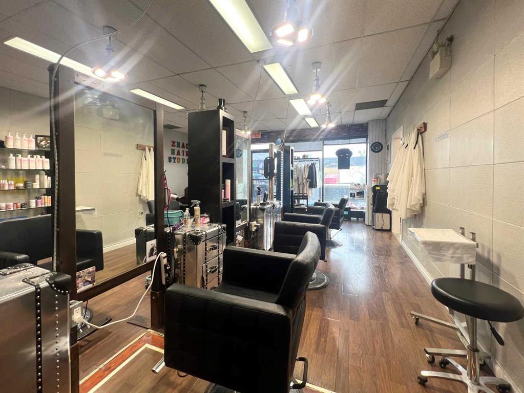 Picture for 110&amp;111, 7015 Macleod Trail SW