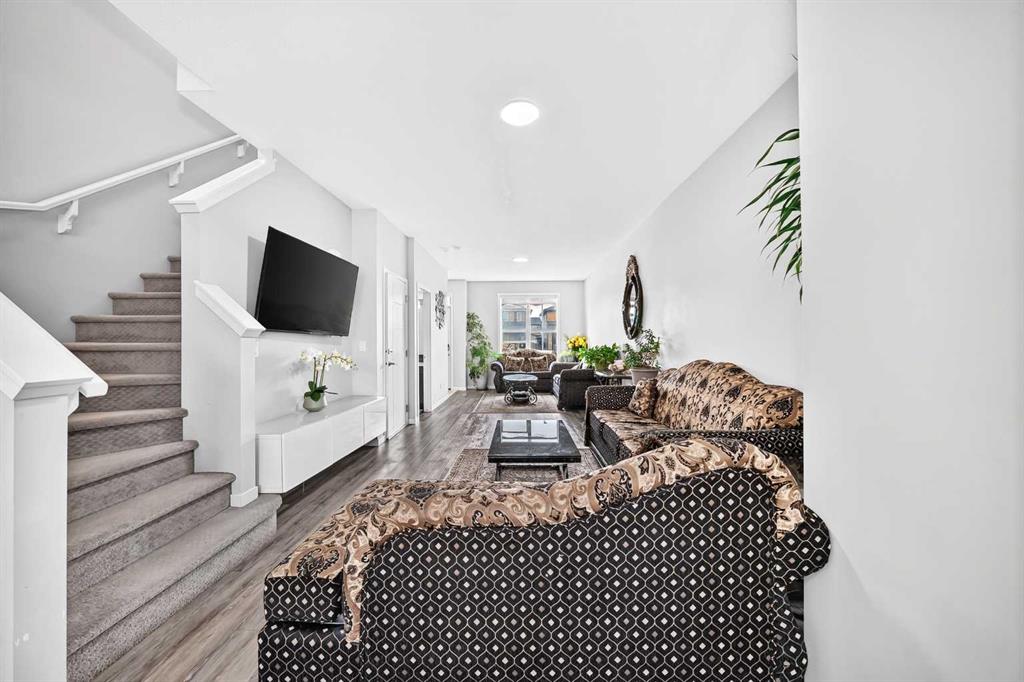 Picture for 206 Cornerstone Avenue NE