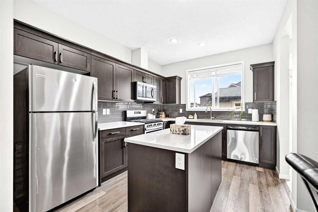 Picture for 206 Cornerstone Avenue NE