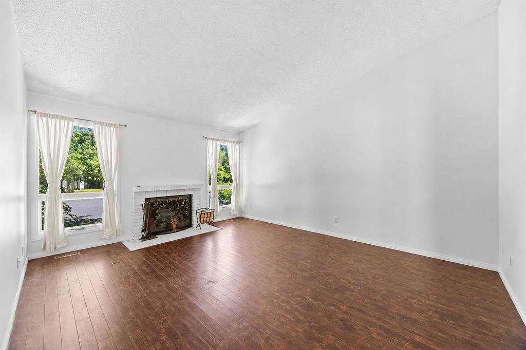Picture for 28 Templegreen Bay NE