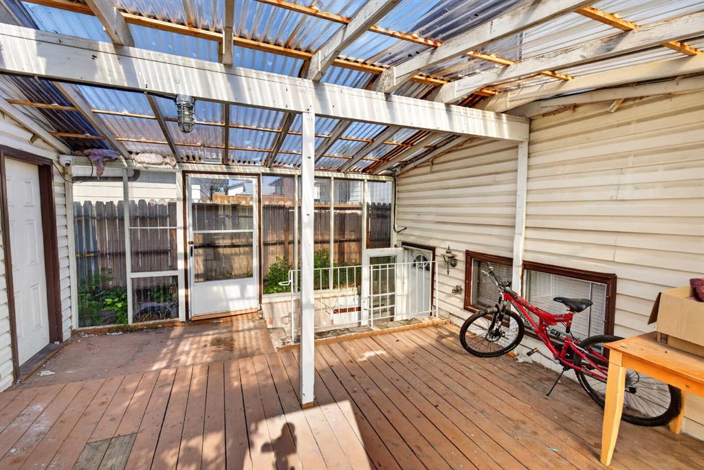 Picture for 319 Rundlelawn Road NE
