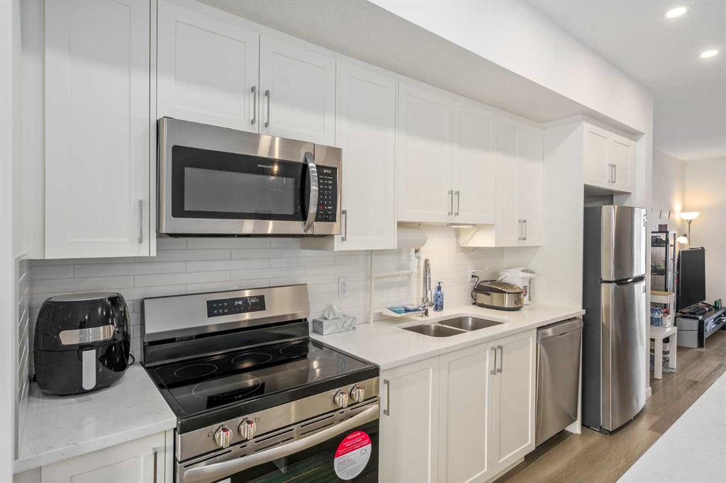 Picture for 628 Copperstone Manor SE