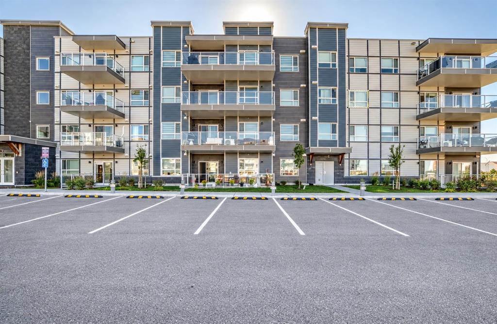 Picture for 120, 40 Carrington Plaza NW