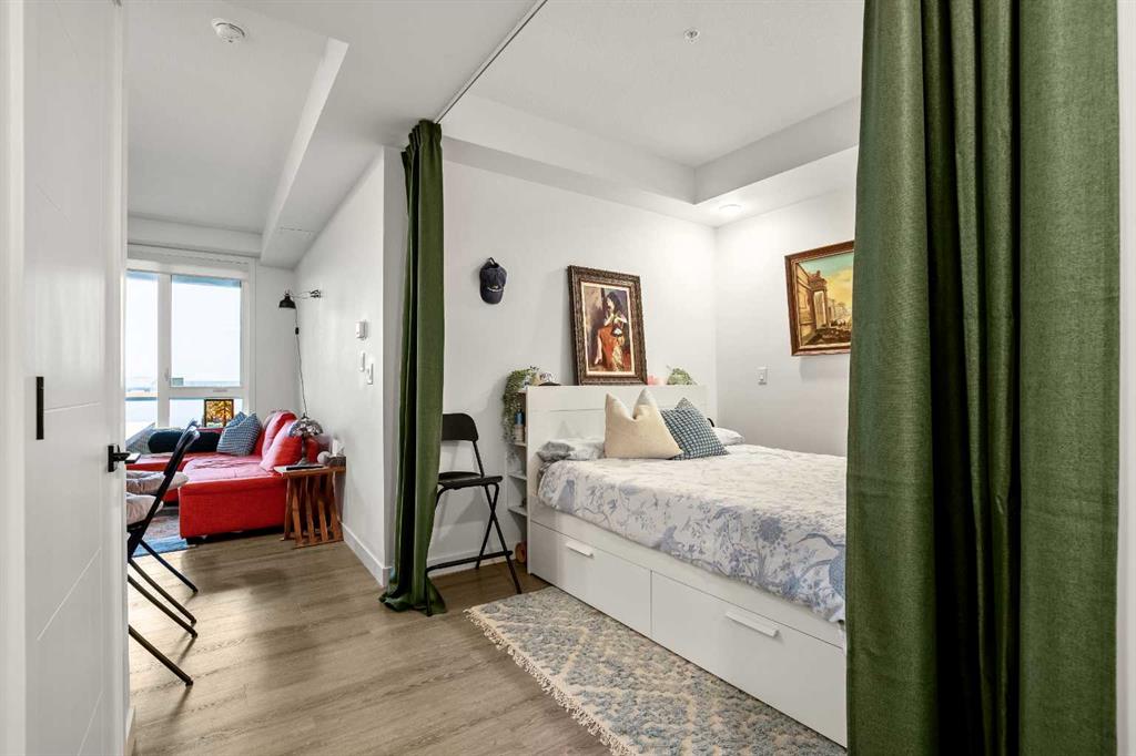 Picture for 507, 3932 University Avenue NW