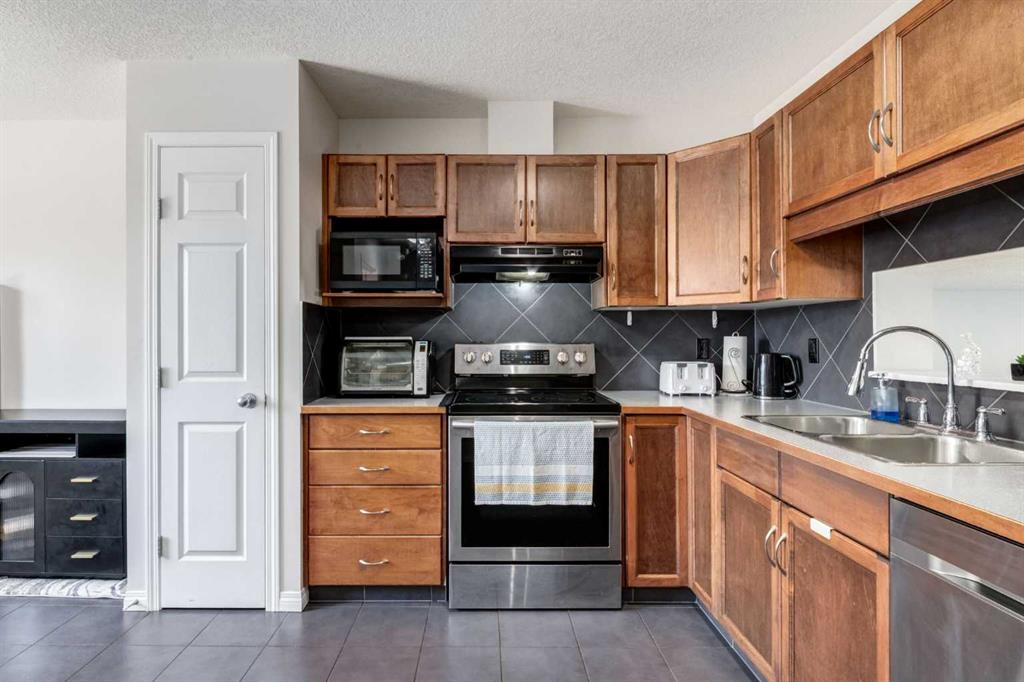 Picture for 55 Copperfield Court SE