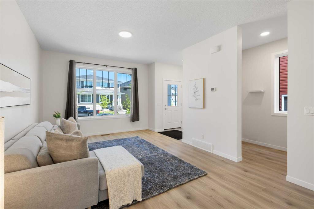 Picture for 71 Sage Hill Lane NW