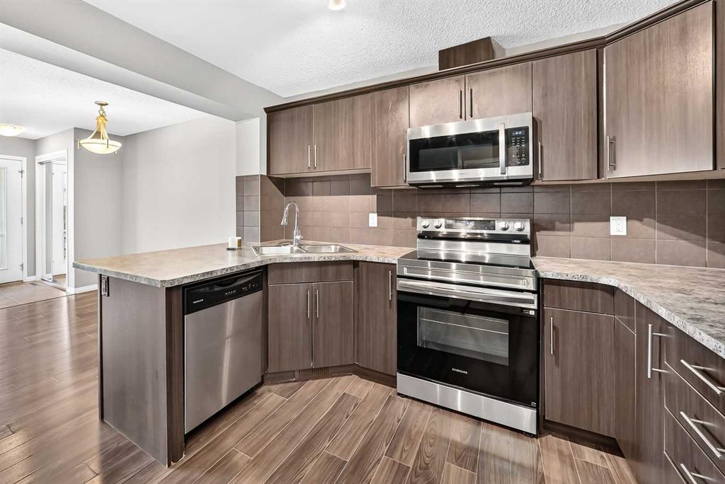 Picture for 12 Cityscape Row NE