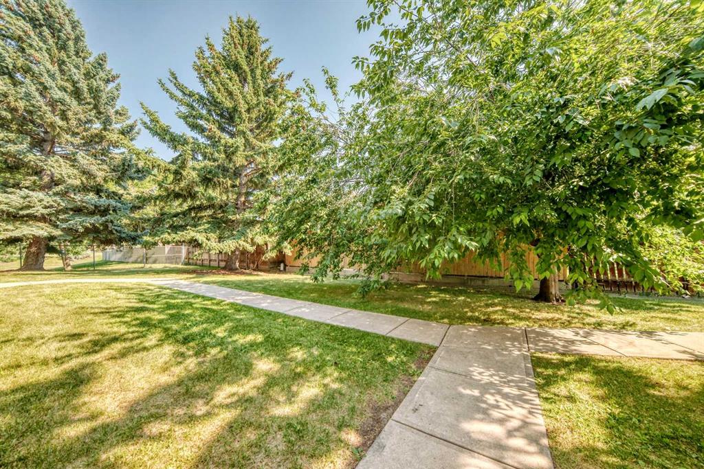 Picture for 7, 3800 Fonda Way SE