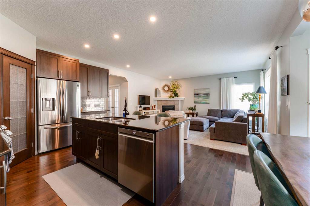 Picture for 47 Panatella Bay NW