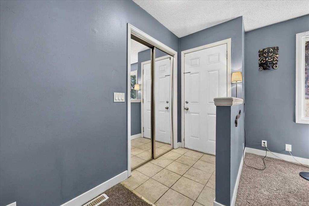 Picture for 136 Templeview Place NE