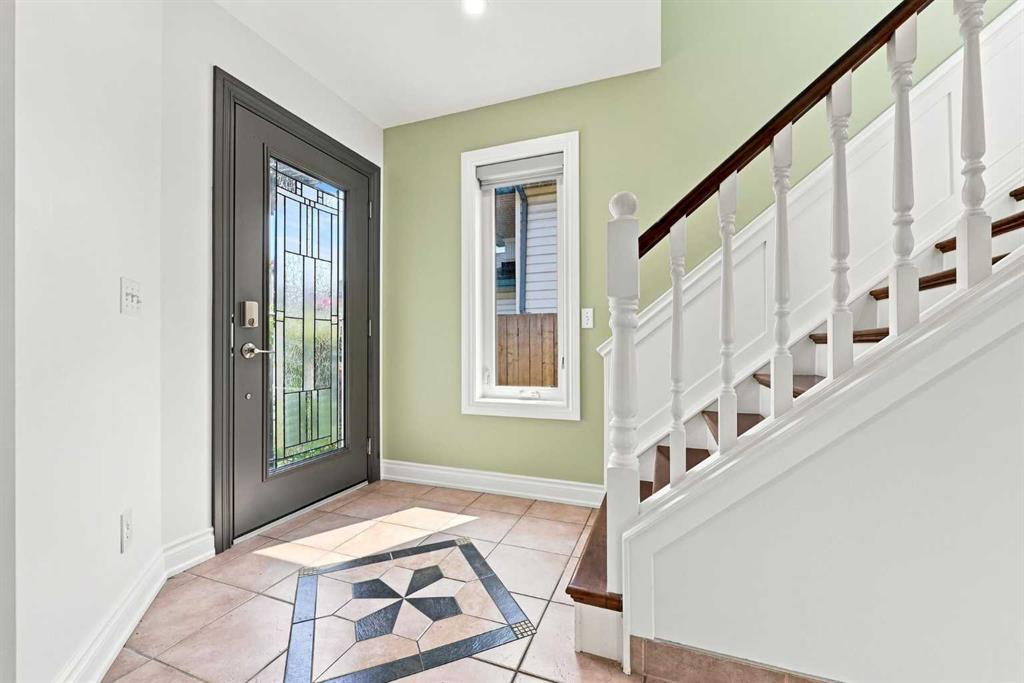Picture for 454 Millrise Square SW