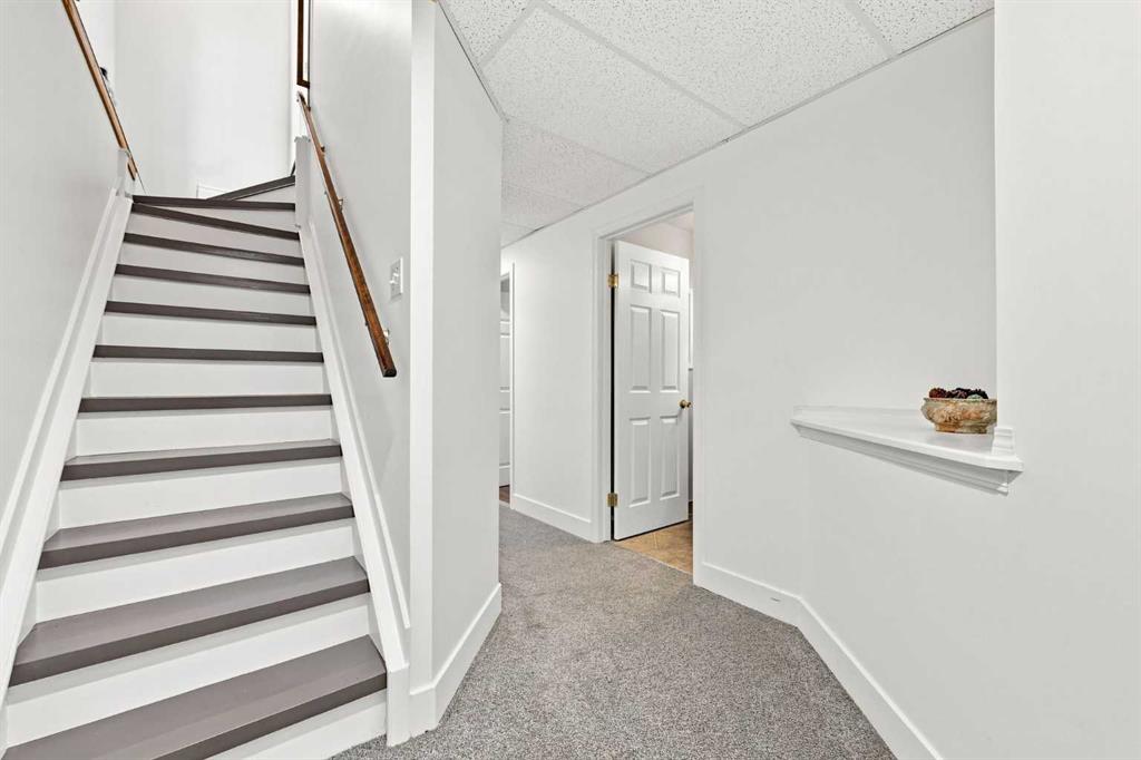 Picture for 454 Millrise Square SW