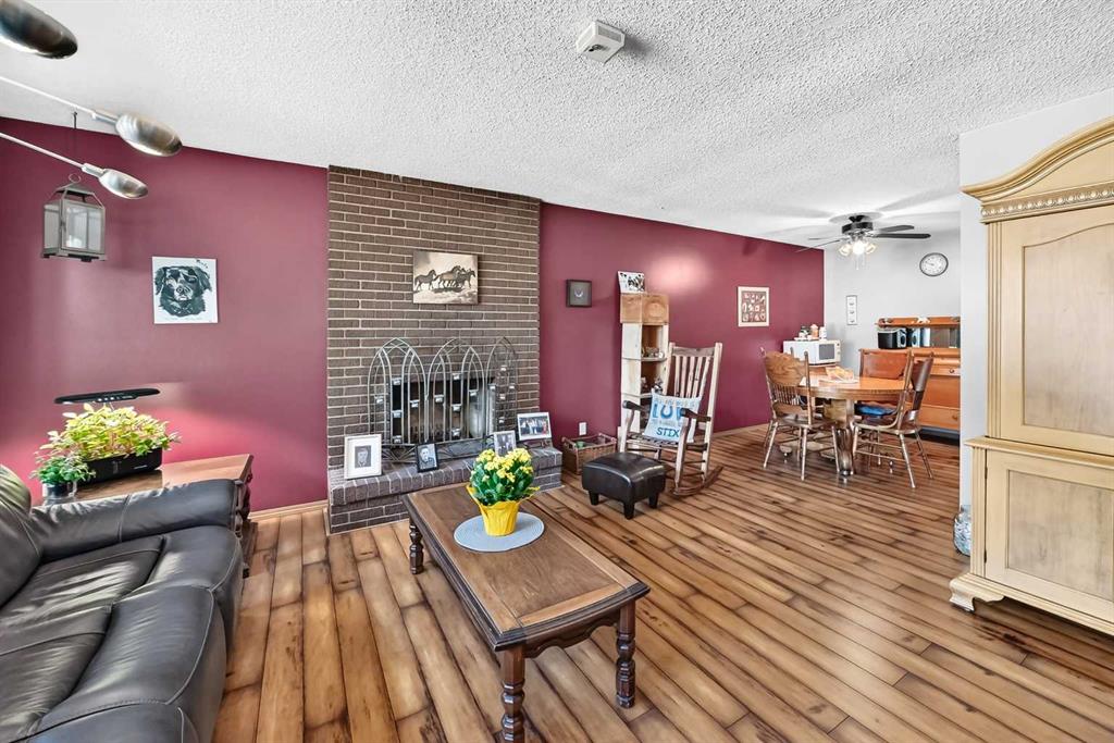 Picture for 6432 Rundlehorn Drive NE