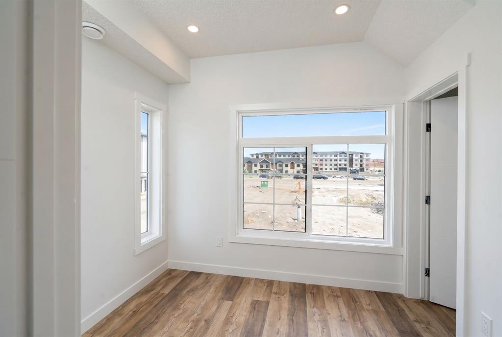 Picture for 101, 156 park Street 