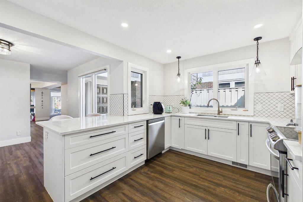 Picture for 252, 20 Midpark Crescent SE